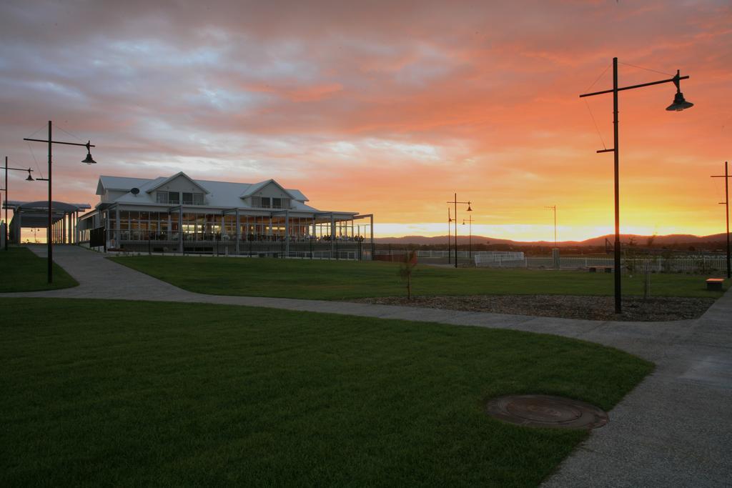 York Cove Hotel George Town Eksteriør billede