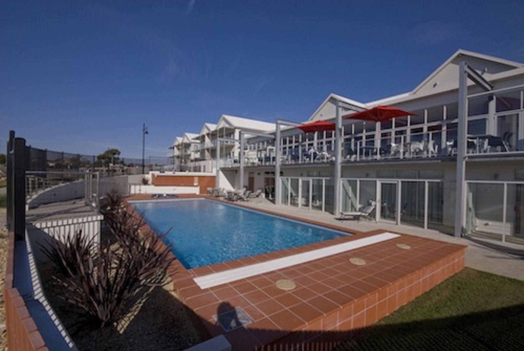 York Cove Hotel George Town Eksteriør billede